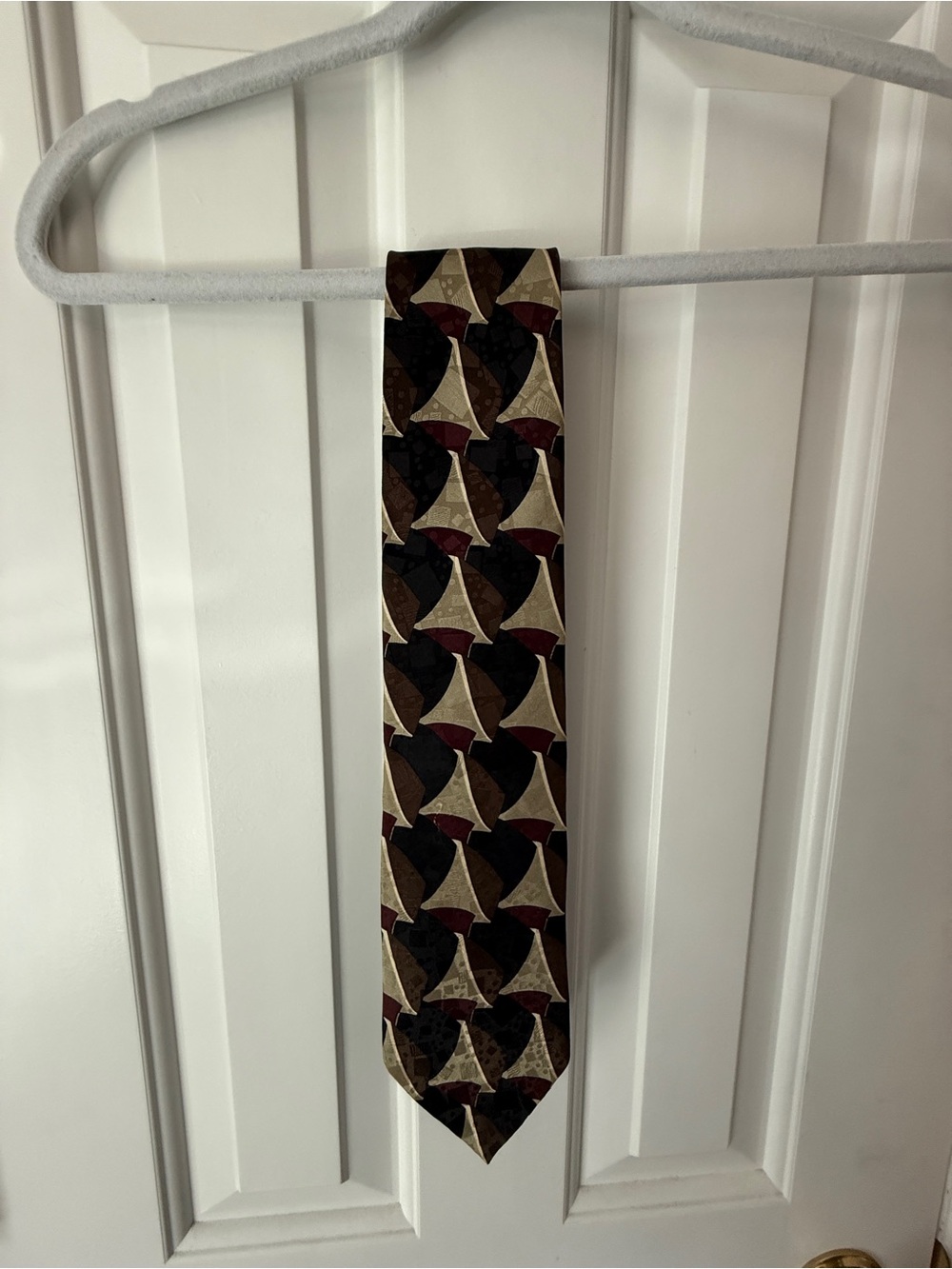 Geometric Pattern Men's Tie in Brown, Black & Cream